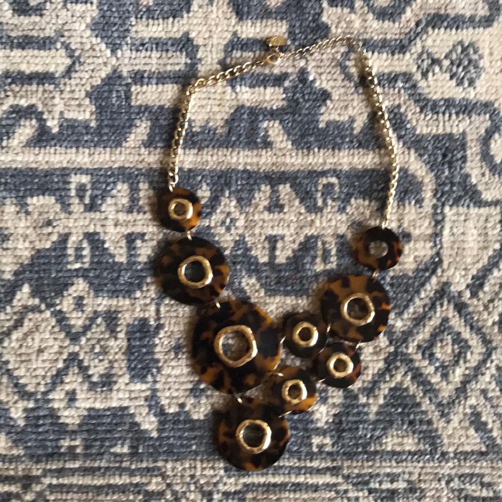 Resin statement necklace
